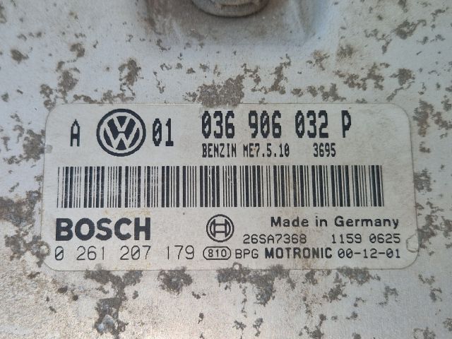 bontott VW GOLF IV Motorvezérlő