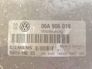 bontott VW GOLF IV Motorvezérlő