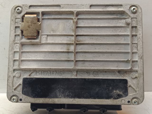 bontott VW GOLF IV Motorvezérlő