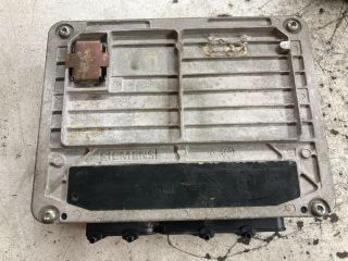 bontott VW GOLF IV Motorvezérlő