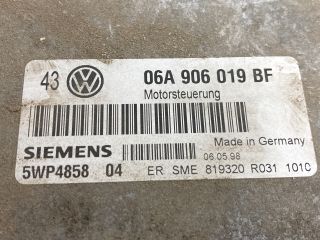 bontott VW GOLF IV Motorvezérlő