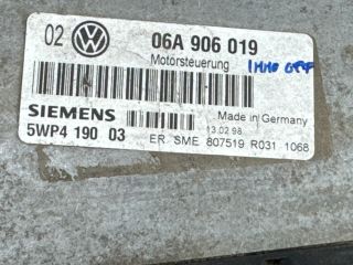 bontott VW GOLF IV Motorvezérlő