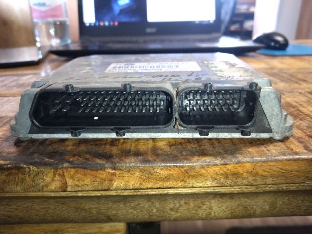 bontott VW GOLF IV Motorvezérlő