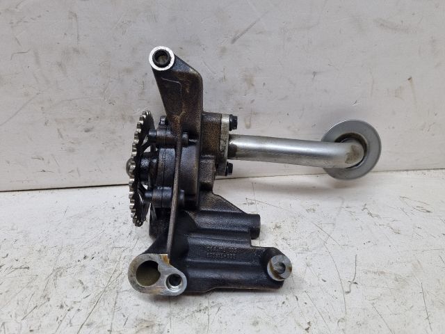 bontott VW GOLF IV Olajszivattyú