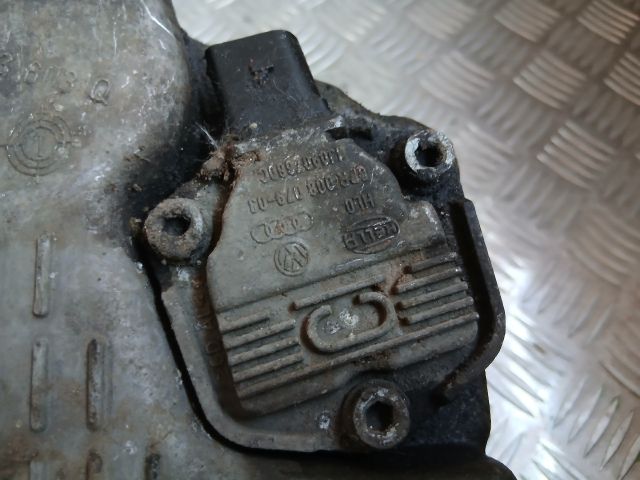 bontott VW GOLF IV Olajteknő