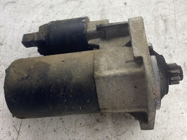 bontott VW GOLF IV Önindító