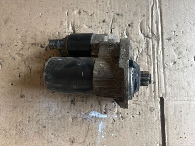 bontott VW GOLF IV Önindító