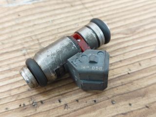 bontott VW GOLF IV Porlasztó (1 db)