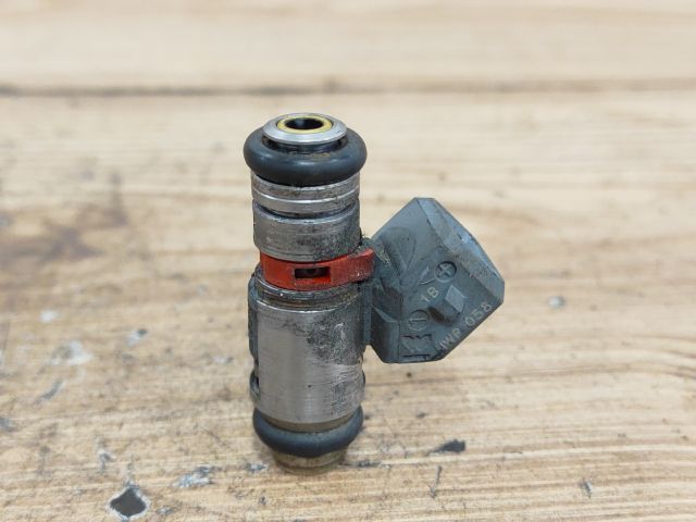 bontott VW GOLF IV Porlasztó (1 db)