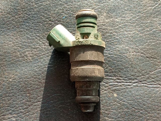 bontott VW GOLF IV Porlasztó (1 db)