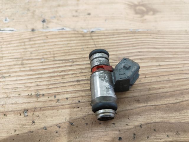 bontott VW GOLF IV Porlasztó (1 db)