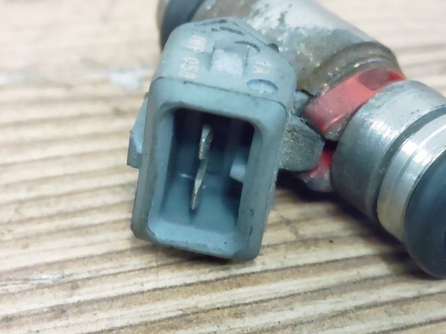 bontott VW GOLF IV Porlasztó (1 db)