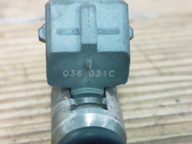 bontott VW GOLF IV Porlasztó (1 db)