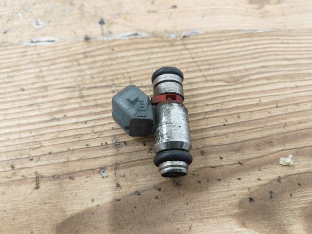 bontott VW GOLF IV Porlasztó (1 db)