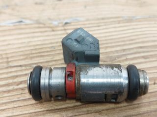 bontott VW GOLF IV Porlasztó (1 db)