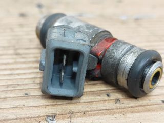 bontott VW GOLF IV Porlasztó (1 db)