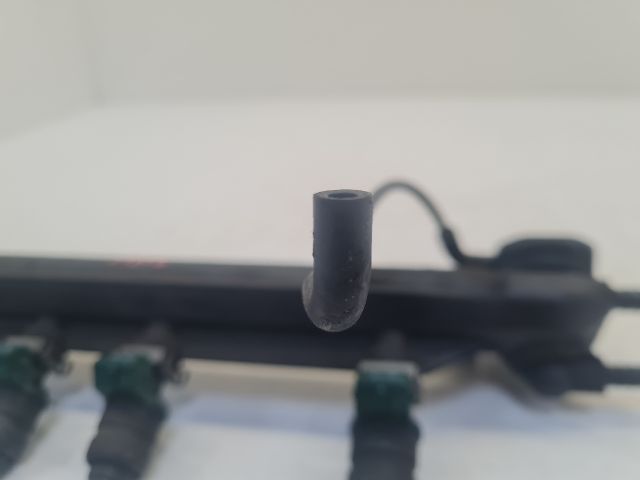 bontott VW GOLF IV Porlasztó Sor / Híd