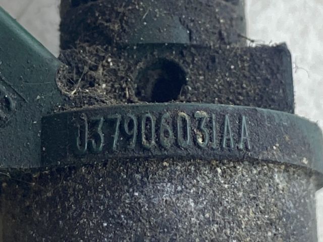 bontott VW GOLF IV Porlasztó Sor / Híd