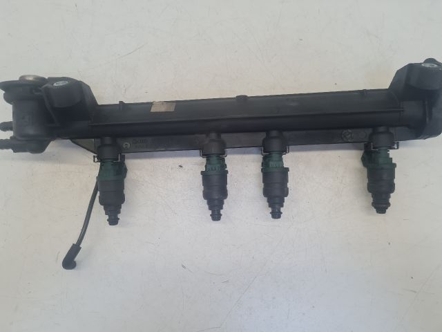 bontott VW GOLF IV Porlasztó Sor / Híd