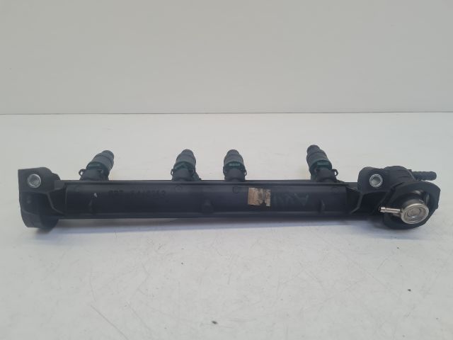 bontott VW GOLF IV Porlasztó Sor / Híd