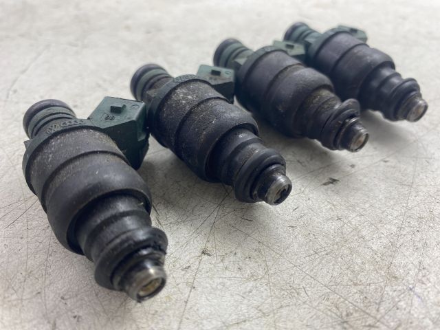 bontott VW GOLF IV Porlasztó Sor / Híd