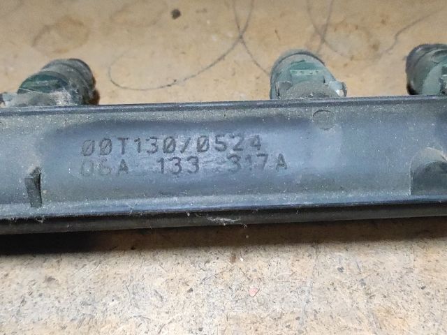 bontott VW GOLF IV Porlasztó Sor / Híd