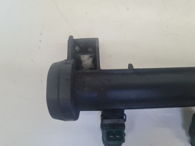 bontott VW GOLF IV Porlasztó Sor / Híd