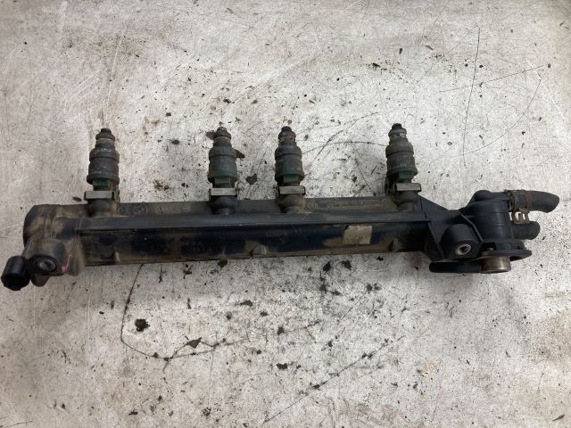 bontott VW GOLF IV Porlasztó Sor / Híd