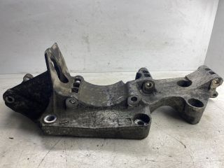 bontott VW GOLF IV Szervó Tartó Bak (Magában)