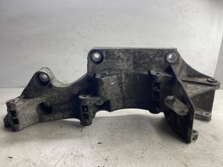 bontott VW GOLF IV Szervó Tartó Bak (Magában)