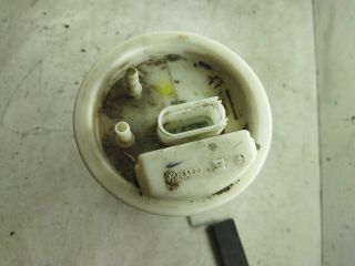 bontott VW GOLF IV Üzemanyag Szivattyú