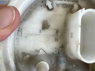 bontott VW GOLF IV Üzemanyag Szivattyú