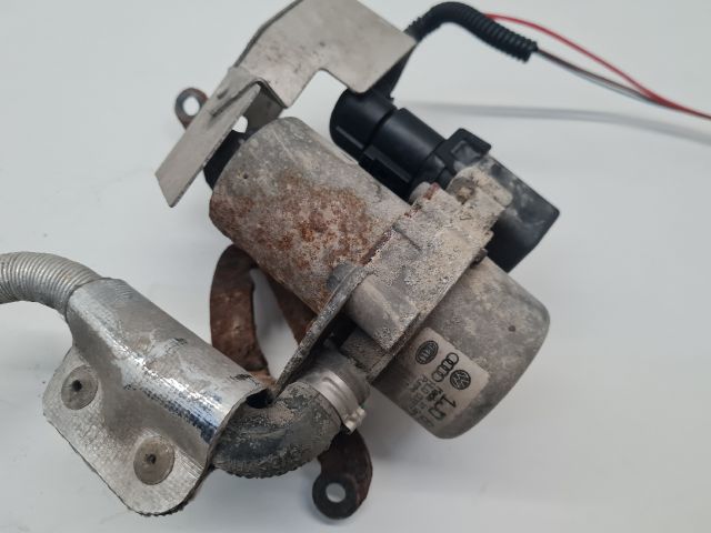 bontott VW GOLF IV Vákumpumpa