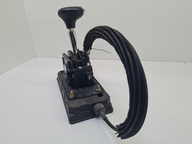 bontott VW GOLF IV Váltó Kulissza