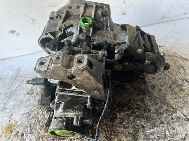 bontott VW GOLF IV Váltó (Mechanikus)