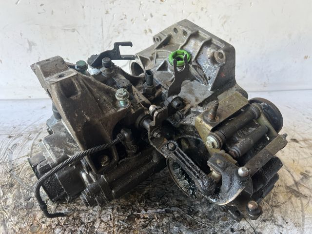 bontott VW GOLF IV Váltó (Mechanikus)