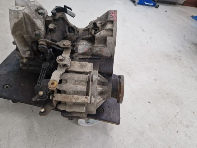 bontott VW GOLF IV Váltó (Mechanikus)