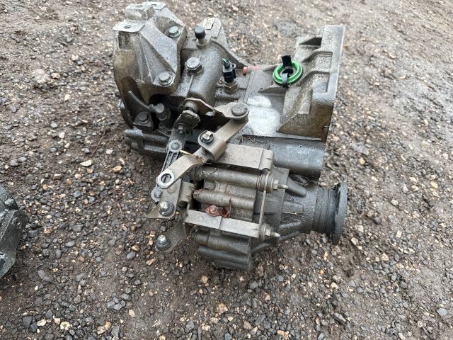 bontott VW GOLF IV Váltó (Mechanikus)