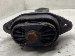 bontott VW GOLF IV Váltó Tartó Bak (Pozíciófüggetlen)