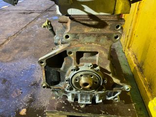 bontott VW GOLF IV Motor (Fűzött blokk hengerfejjel)