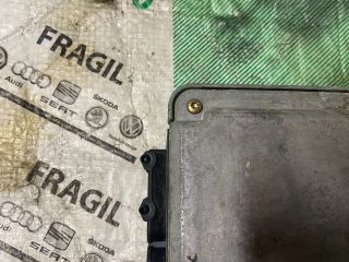 bontott VW GOLF IV Motorvezérlő