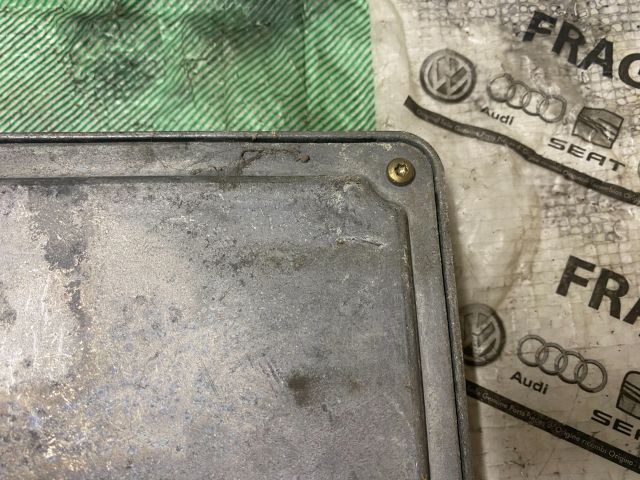 bontott VW GOLF IV Motorvezérlő