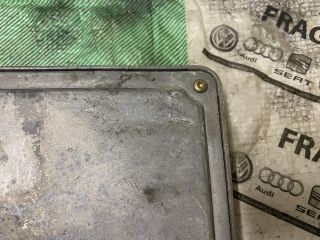 bontott VW GOLF IV Motorvezérlő