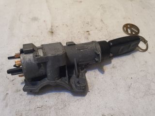 bontott VW GOLF IV Gyújtáskapcsoló Házzal