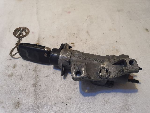 bontott VW GOLF IV Gyújtáskapcsoló Házzal