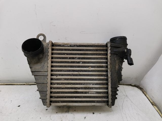 bontott VW GOLF IV Intercooler