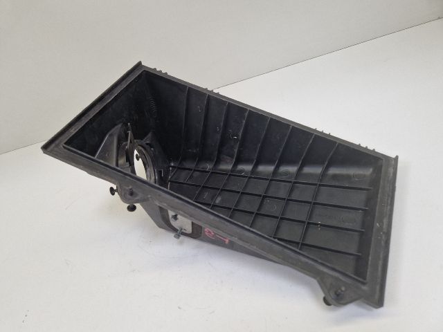 bontott VW GOLF IV Légszűrő Ház Fedél