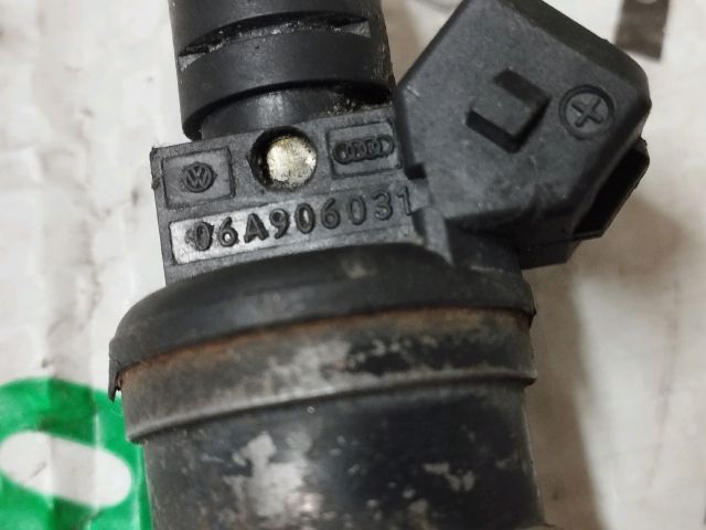 bontott VW GOLF IV Porlasztó (1 db)