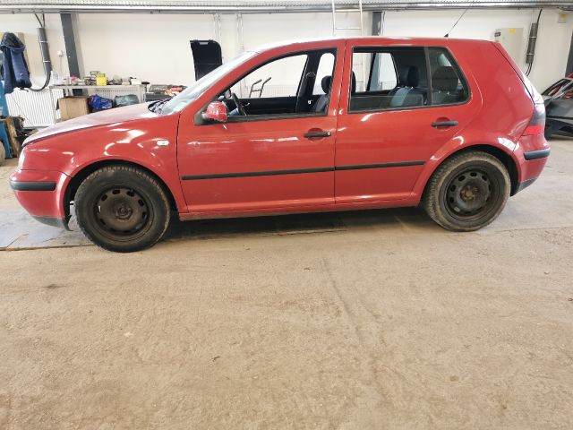 bontott VW GOLF IV Bal első Csonkállvány Kerékaggyal