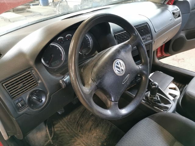 bontott VW GOLF IV Bal első Gólyaláb (Lengécsillapító, Rugó)